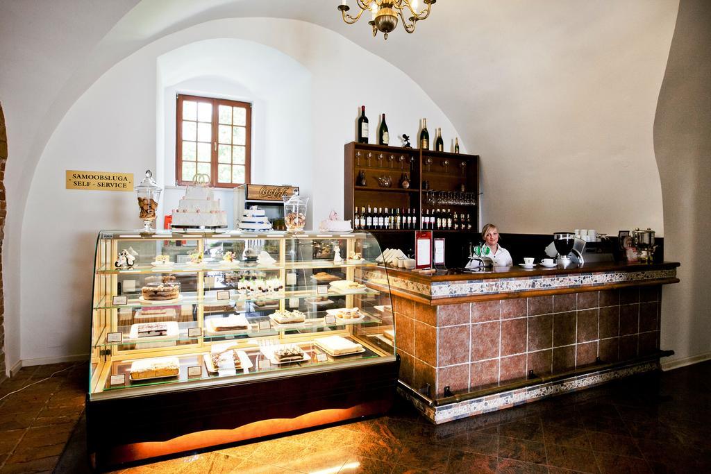 Zamek W Krasiczynie Hotel Luaran gambar