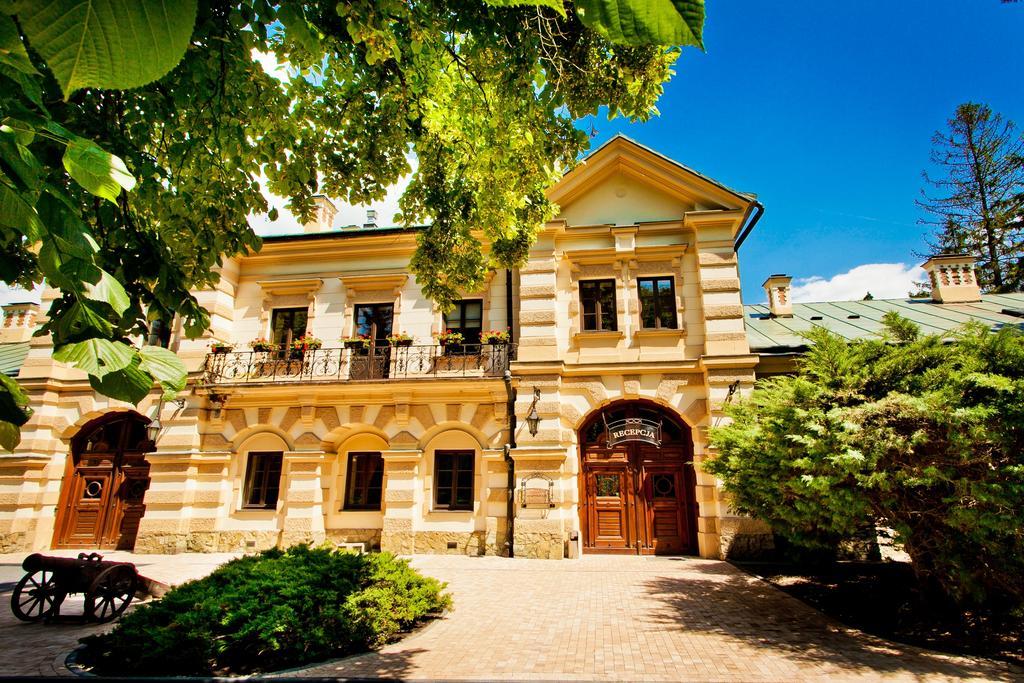 Zamek W Krasiczynie Hotel Luaran gambar