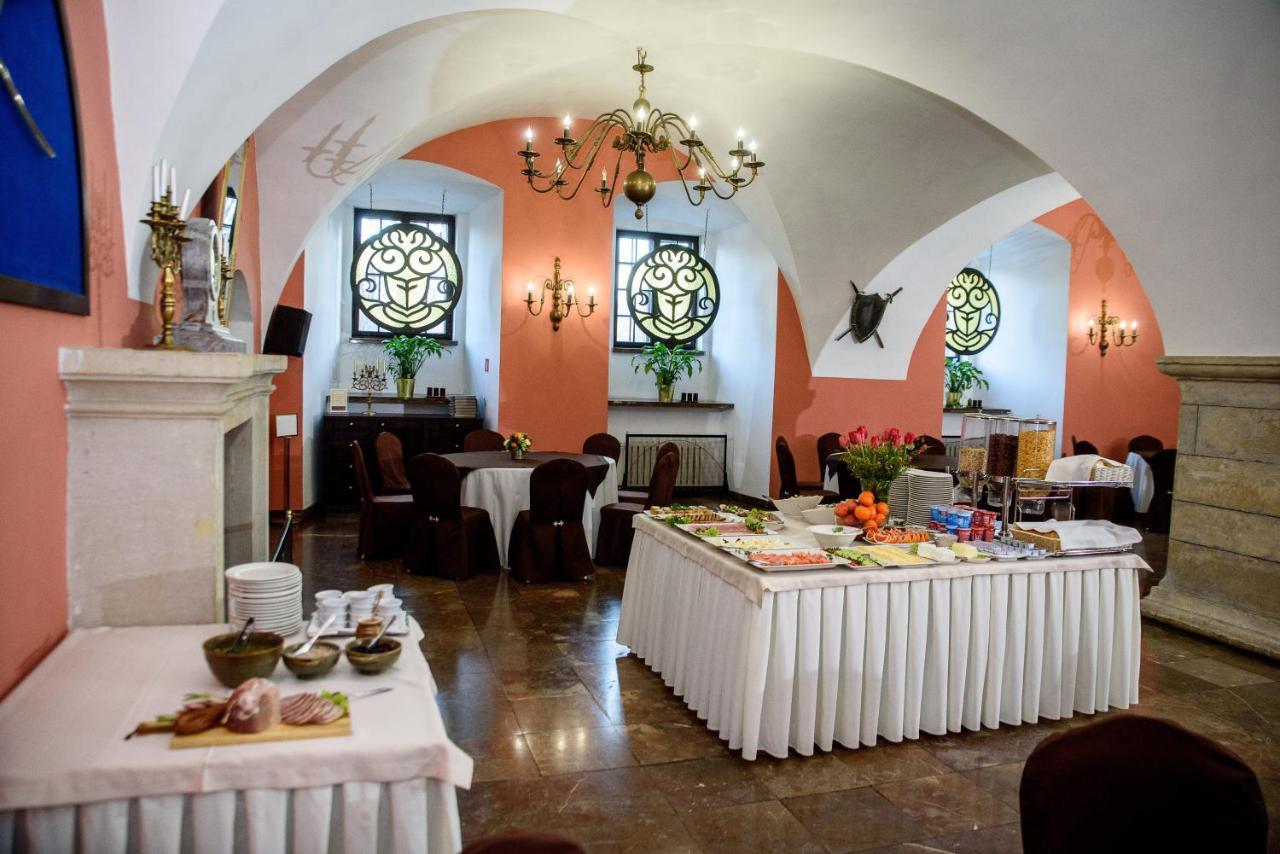 Zamek W Krasiczynie Hotel Luaran gambar