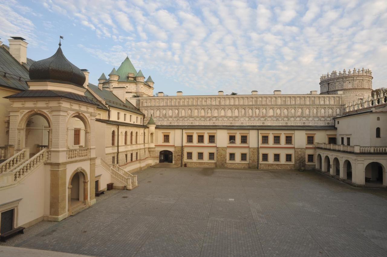 Zamek W Krasiczynie Hotel Luaran gambar